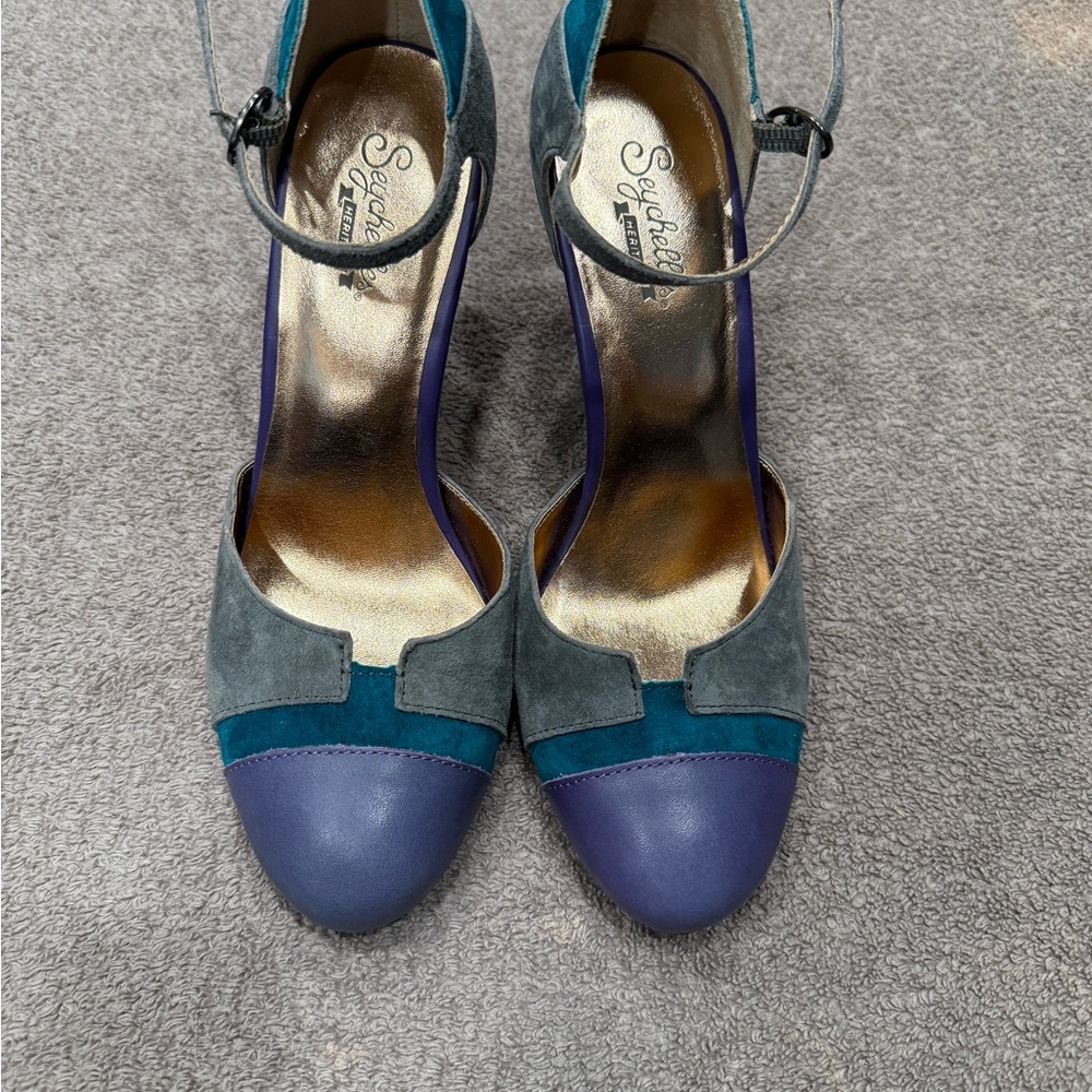 Seychelles Leather Mary Jane Heels Women’s Size 7.5